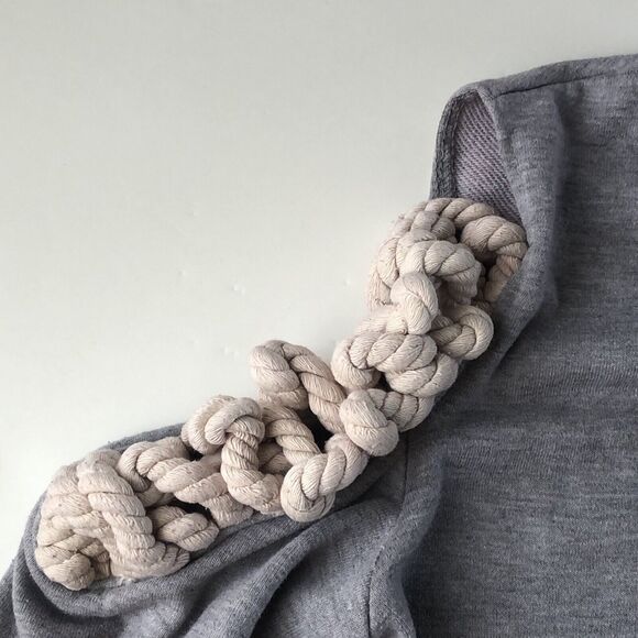 Rehab Shoulder Cutout Twisted Rope Sweatshirt Medium - Picture 7 of 13